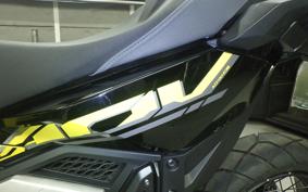 HONDA X-ADV 750 2026 RH21