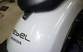 HONDA REBEL 250 A 2004 MC49
