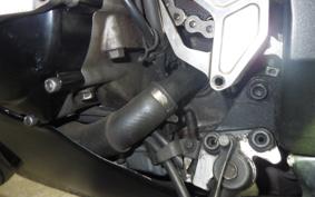 YAMAHA YZF-R1 2005