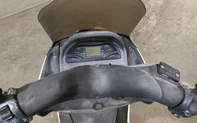 YAMAHA MAJESTY 125 SE27