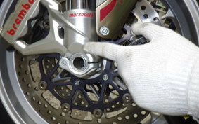 MV AGUSTA BRUTALE 1090 RR 2013