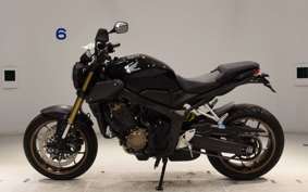 HONDA CB650R 2018 RH03