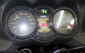 SUZUKI Vｽﾄﾛｰﾑ650 2004