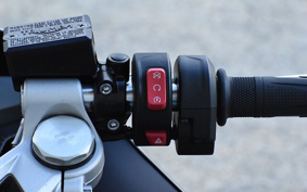 TRIUMPH デイトナ660 2024 LGL23U