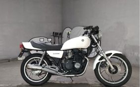 YAMAHA XJ550 4V8