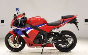 HONDA CBR600RR 2025