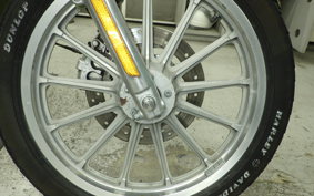 HARLEY XL883 2004