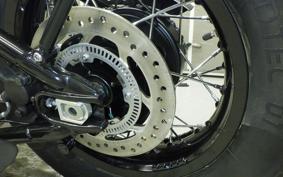 TRIUMPH BONNEVILLE BOBBER 2026