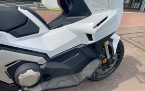 HONDA X-ADV 750 2025 RH21