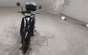 SUZUKI ADDRESS V100 CE13A
