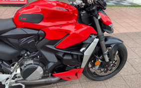 DUCATI  DUCATI  STREET  FIGHTER V2 2022 SF00