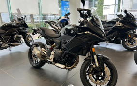BMW F900XR STANDARD 6724