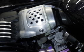 TRIUMPH BONNEVILLE T100 2018