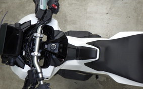 HONDA X-ADV 750 2025 RH21
