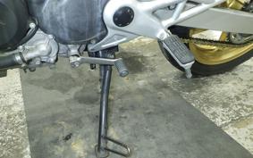 HONDA VTR 250 Gen. 2 MC33