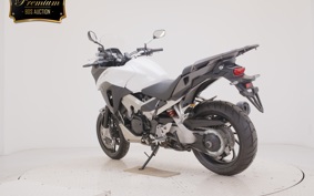 HONDA VFR800X 2015