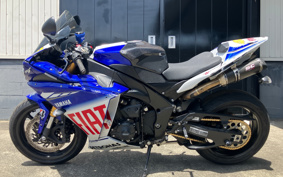 YAMAHA YZF-R1 2010 RN23