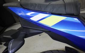SUZUKI GSX250RA