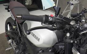 YAMAHA XSR900 2017 RN46J