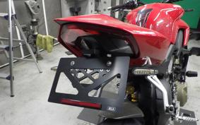 DUCATI STREETFIGHTER V4 S 2021