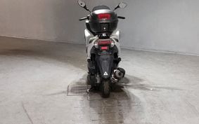 YAMAHA TRICITY 125 SE82J