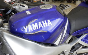 YAMAHA YZF-R1