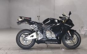 HONDA CBR600RR 2005 PC37