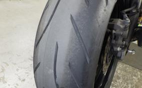 KAWASAKI ZX 10 NINJA R 2011