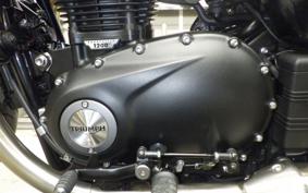 TRIUMPH BONNEVILLE BOBBER 2022