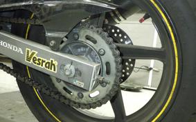 HONDA VTR 250 MC33