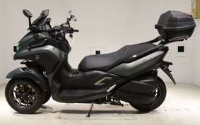 YAMAHA TRICITY 300 2018 SH15J
