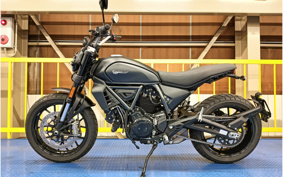 DUCATI SCRAMBLER ICON DARK 2025