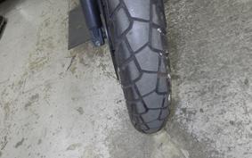 SUZUKI Vｽﾄﾛｰﾑ650 2010