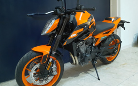 KTM 890 DUKE GP TU940