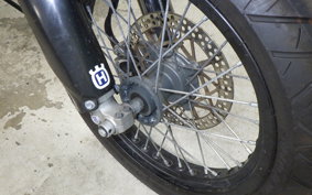 HUSQVARNA SMR125