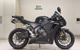 HONDA CBR600RR 2025 PC40