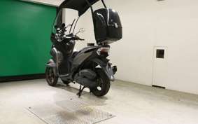 YAMAHA TRICITY 125 A  ヤネツキ 2002 SEC1J