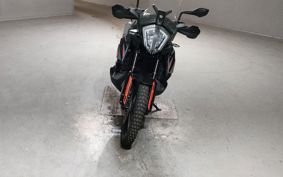 KTM 890 ADVENTURE	 2021 TS640