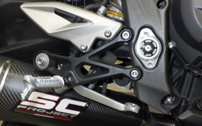 TRIUMPH STREET TRIPLE RS 2020
