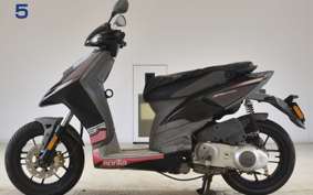 APRILIA SR125 MOTARD