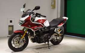 HONDA CB1300SB SUPER BOLDOR SP 2025 SC54