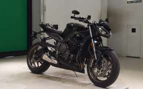 TRIUMPH STREET TRIPLE RS 2022