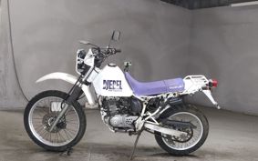 SUZUKI DJEBEL200 SH42A