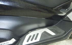 YAMAHA T-MAX 530 DX 2017 SJ15J