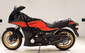 KAWASAKI GPZ750 2026 ZX750A