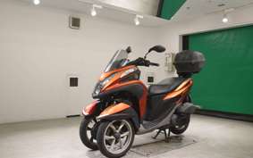 YAMAHA TRICITY 125 SE82J