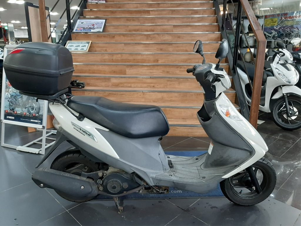 Фото Suzuki ADDRESS V125 с японского аукциона