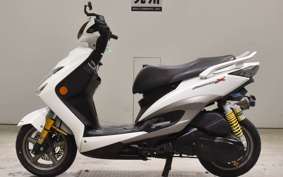 YAMAHA CYGNUS 125 XSR 2 SE44J