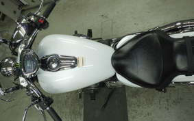 YAMAHA XVS1300CA STRIKER 2013