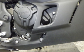 YAMAHA YZF-R25 2025 RG43J